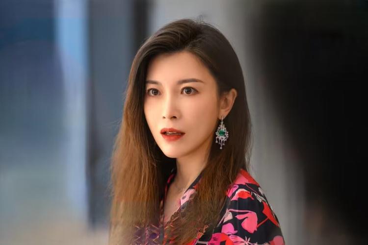 楠明星_哪个明星名字有楠_女明星叫什么楠