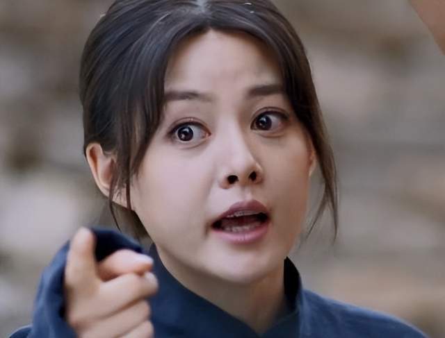 当过兵的女明星_影视剧女兵形象_医美网红脸