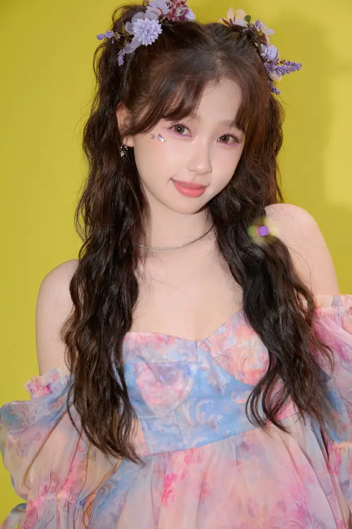 杨幂内娱颜值核武器_迪丽热巴2025演技_女明星照片最美照片